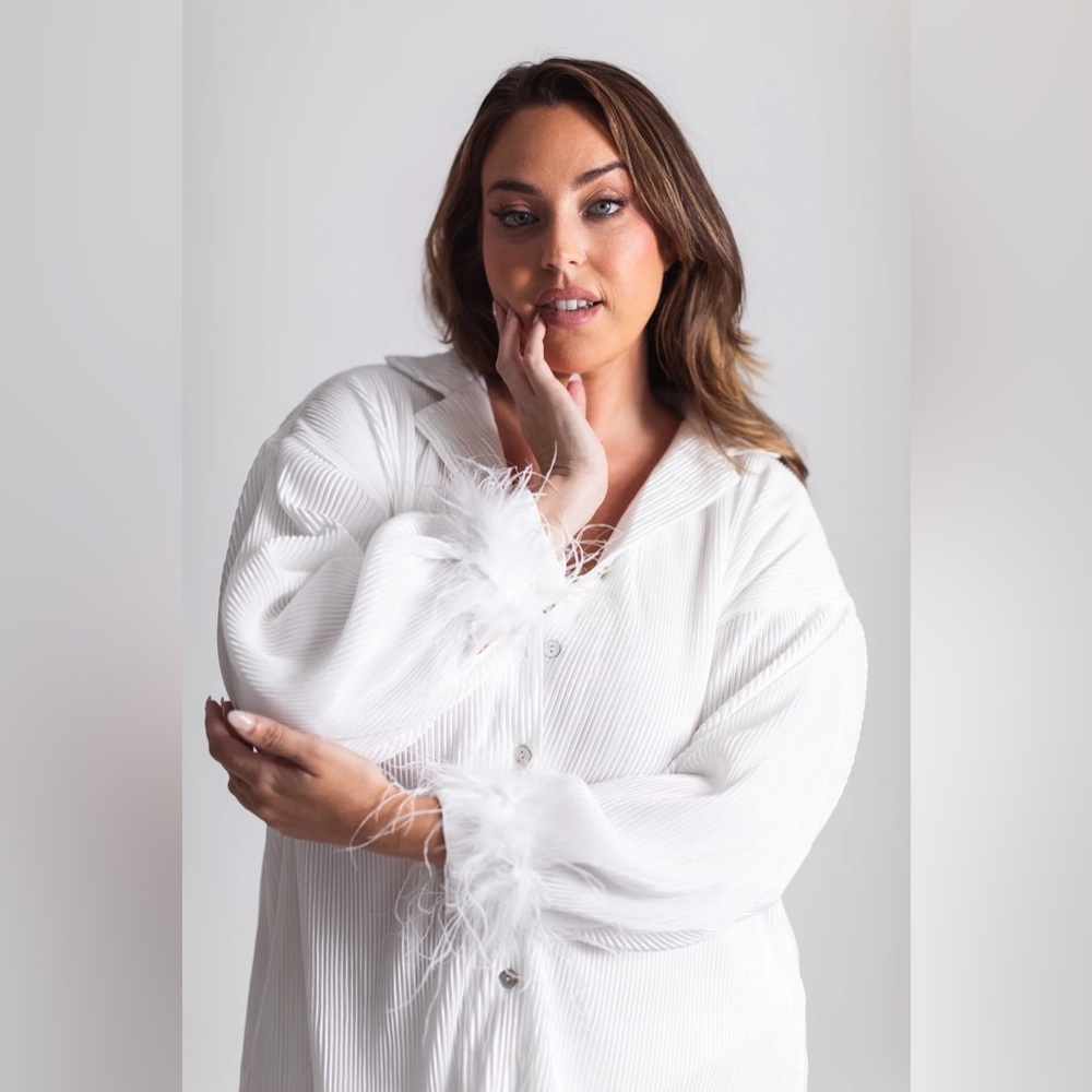 Waverles detachable feather pleats please set in Dove, XXL (fits 14-16)